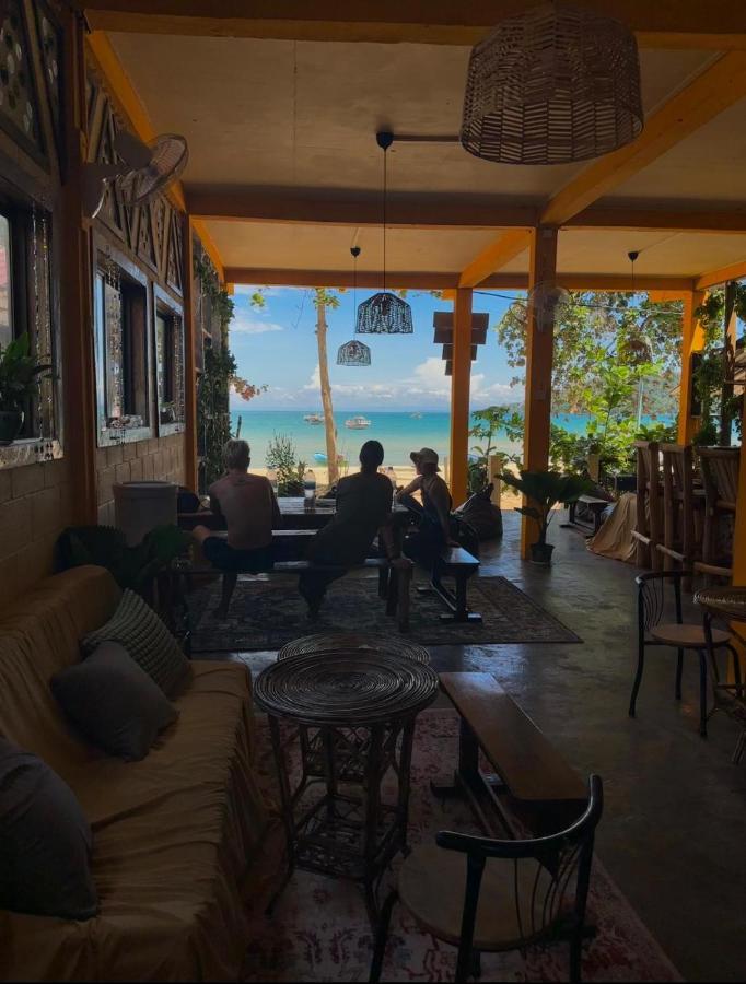 Seashell Guesthouse, Bar And Tattoos Koh Rong Sanloem Exterior foto